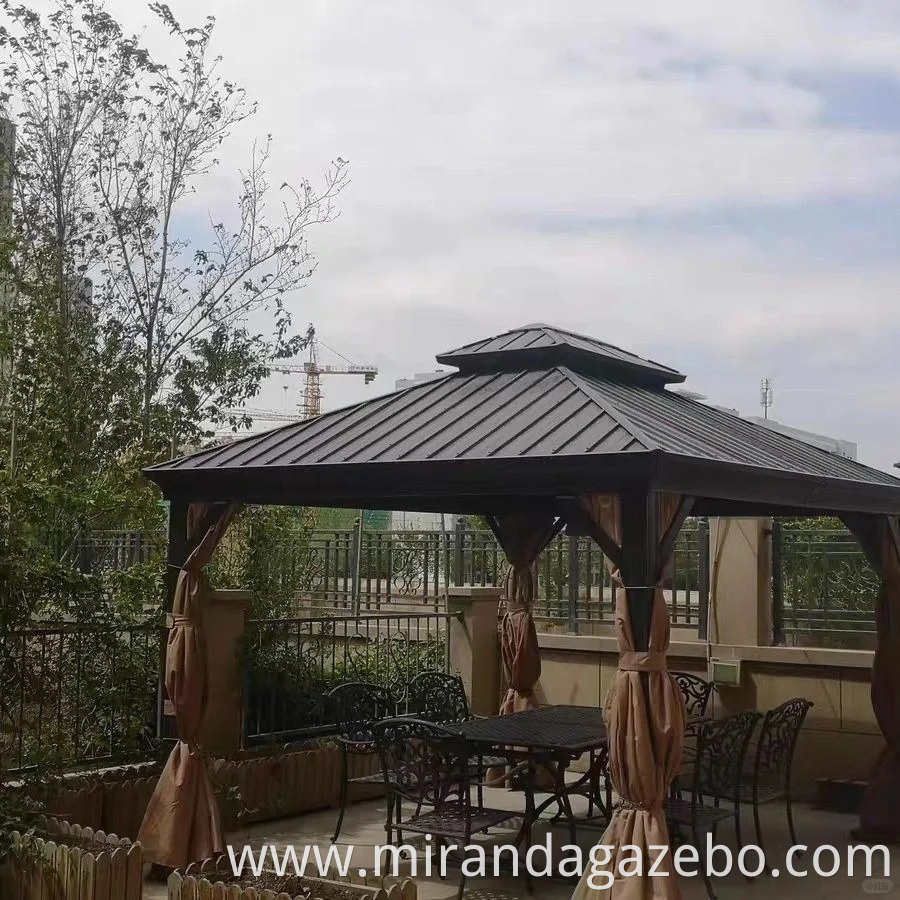 Hardtop Gazebo 44